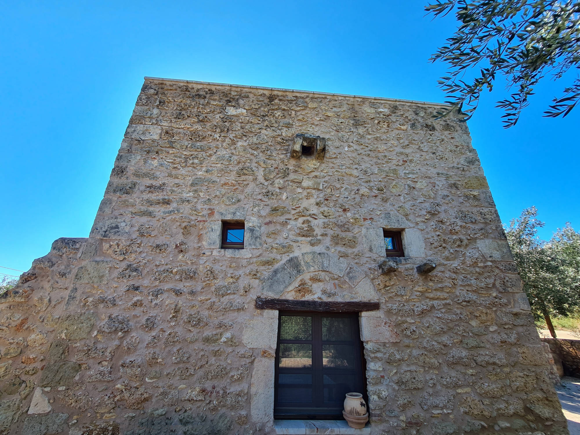 Τουριστική Κατοικία Πύργος 1869 στο Γύθειο